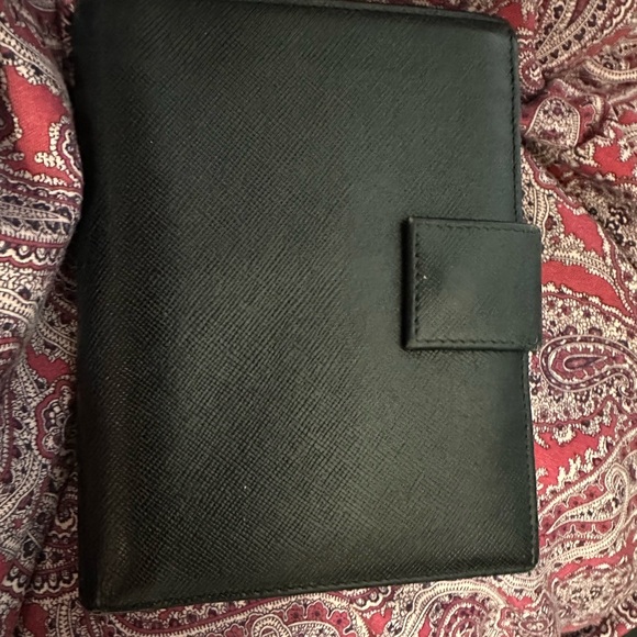 Authentic Prada Saffiano Leather Bifold Wallet. - Picture 3 of 16